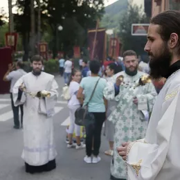 Петровдан молитвено и свенародно прослављен у Бијелом Пољу