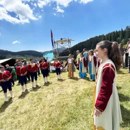 Освештана црква Полагања ризе Пресвете Богородице у Пошћенским Жарима