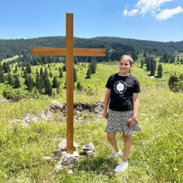 Освештана црква Полагања ризе Пресвете Богородице у Пошћенским Жарима