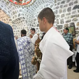 Освештана црква Полагања ризе Пресвете Богородице у Пошћенским Жарима