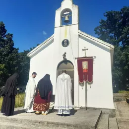 Освећење оскрнављеног храма Светог Саве у селу Мируше