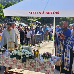 Епископ Методије освештао камен темељац цркве Светог Киријака Отшелника у Новшићу код Плава