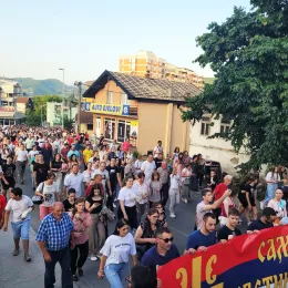 У Бијелом Пољу одржана традиционална Петровданска Литија 