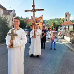 У Бијелом Пољу одржана традиционална Петровданска Литија 