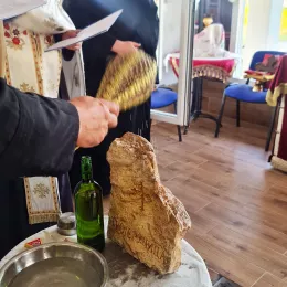 Најава: Освећење и полагање камена темељца за храм посвећен икони Пресвете Богородице Тројеручице у Кличеву