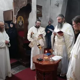 Литургија у манастиру Ђурђеви Ступови