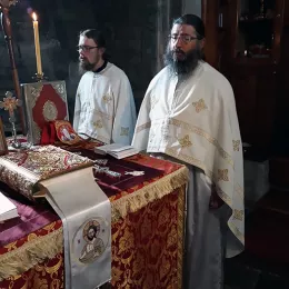 Литургија у манастиру Ђурђеви Ступови