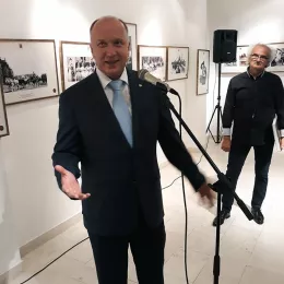 Изложба „Свети царствени мученици“ у Беранама