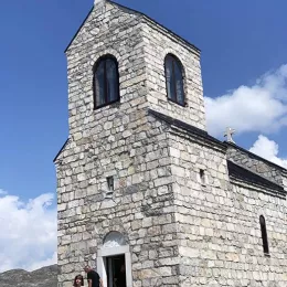 Црквено-народни сабор код обновљене цркве Светог Архиђакона Стефана у Катунцима - Крња Јела