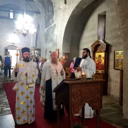 Празнично бденије у манастиру Ђурђеви Ступови