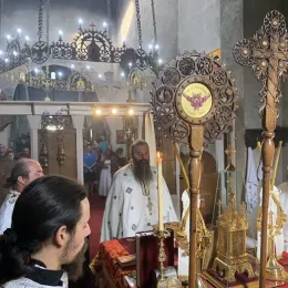 Литургија у манастиру Ђурђеви Ступови