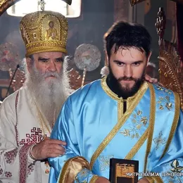 Митрополит Амфилохије у манастиру Морача