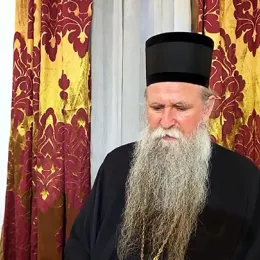 Сабрани списи Митрополита Саве Косановића „Крстом и пером“ представљени у Никшићу