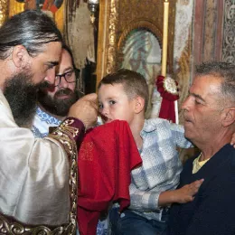 Изабрани Епископ Методије у Пивском манастиру