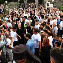 Патријарх Порфирије: Ходајмо траговима Господњим које је на духовну мапу нашег народа уцртао Свети Сава