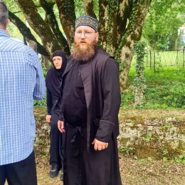 Епископ Методије служио Литургију на остацима цркве Шћепанице на Шћепан Пољу