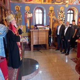 Архиепископ Атанасије освештао споменик хероја са Кошара Предрага Леовца