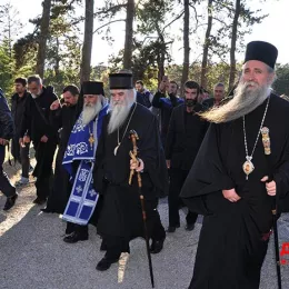 Мошти Светог Арсенија свечано дочекане у никшићком Саборном храму