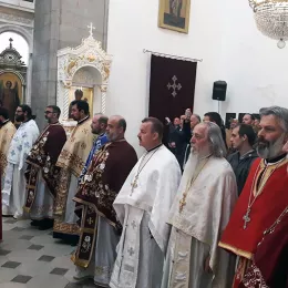 Крстовдан торжествено прослављен у никшићком Саборном храму крај Моштију Светог Арсенија