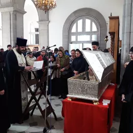 Испраћај  Моштију Светог Арсенија сремца