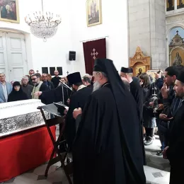 Испраћај  Моштију Светог Арсенија сремца