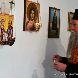 На Ћафи приједолској траје непрекидна борба између земаљског и Небеског царства