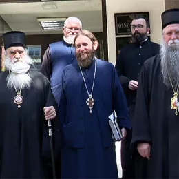 Одложено суђење Владици Јоаникију и свештеницима