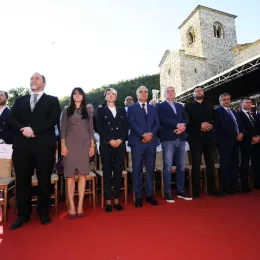 Његова Светост Патријарх српски Господин Порфирије дочекан у манастиру Ђурђеви Ступови