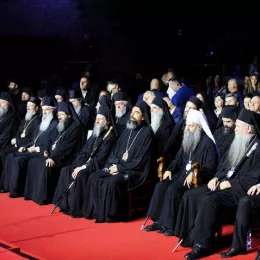 Његова Светост Патријарх српски Господин Порфирије дочекан у манастиру Ђурђеви Ступови