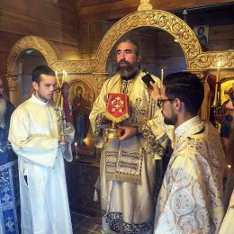 Света Архијерејска Литургија и освећење цркве Светог Пајсија Светогорца у Долима пивским