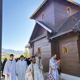 Света Архијерејска Литургија и освећење цркве Светог Пајсија Светогорца у Долима пивским