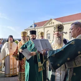 Патријарх Порфирије освештао обновљену Саборну цркву у Пакрацу