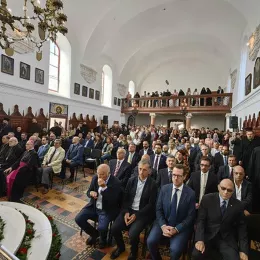 Патријарх Порфирије освештао обновљену Саборну цркву у Пакрацу