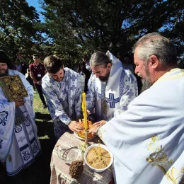 Архијерејска Литургија и слава манастира Косијерево
