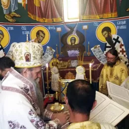 Владика Јоаникије на празник Зачећа Светог Јована Крститеља рукоположио новог ђакона