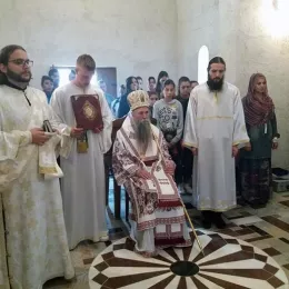 Литургијско сабрање у храму Светог Саве у Дапсићима