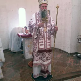 Литургијско сабрање у храму Светог Саве у Дапсићима