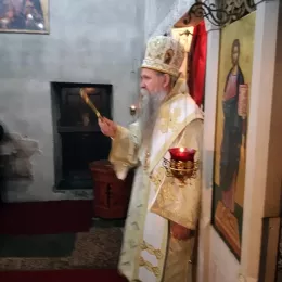 Литургија и помен краљу Александру у Ђурђевим Ступовима