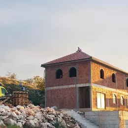 У Никшићу се подиже Црквени спортско-омладински центар у част Светом Нектарију Егинском 