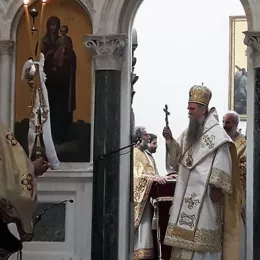 Владика Јоаникије богослужио у Саборној цркви у Никшићу