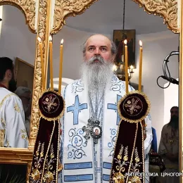 Заупокојена архијерејска литургија у Цетињском манастиру поводом упокојења Митрополита Амфилохија