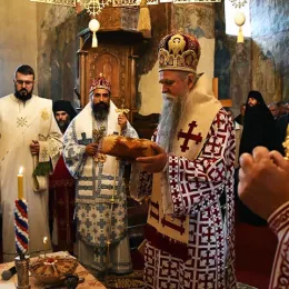 У манастиру Милешеви торжествено прослављен Свети краљ Владислав и освештан нови конак