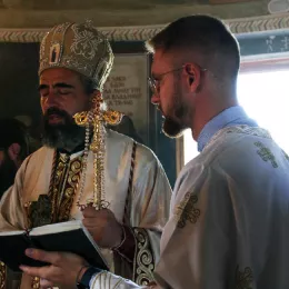 Епископ Методије служио Литургију и помен у манастиру Косијерево