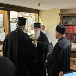 У Стањевићима освештана библиотека Митрополита Амфилохија