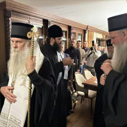 У Стањевићима освештана библиотека Митрополита Амфилохија