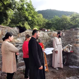 Света Литургија у Лубинцама