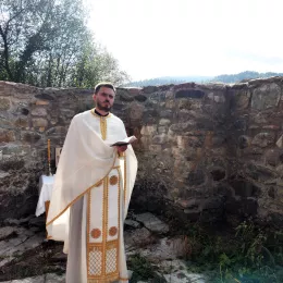 Света Литургија у Лубинцама