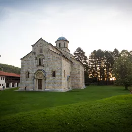 Вјерни народ Бијелог Поља на поклоњење светињама на Косову и Метохији