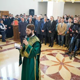 Патријарх Порфирије освештао храм Светог Саве у Дежеви