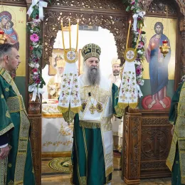 Патријарх српски Порфирије служио чин освећења храма Свете браће Кирила и Методија у Марибору